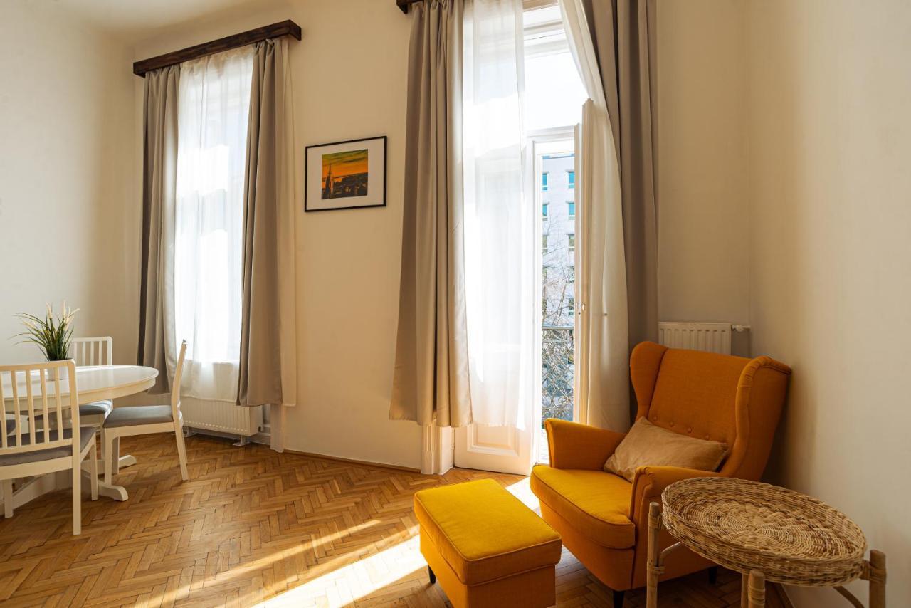 Terrace Vuvu - Apartment With Balcony In The Heart Of Budapest Esterno foto