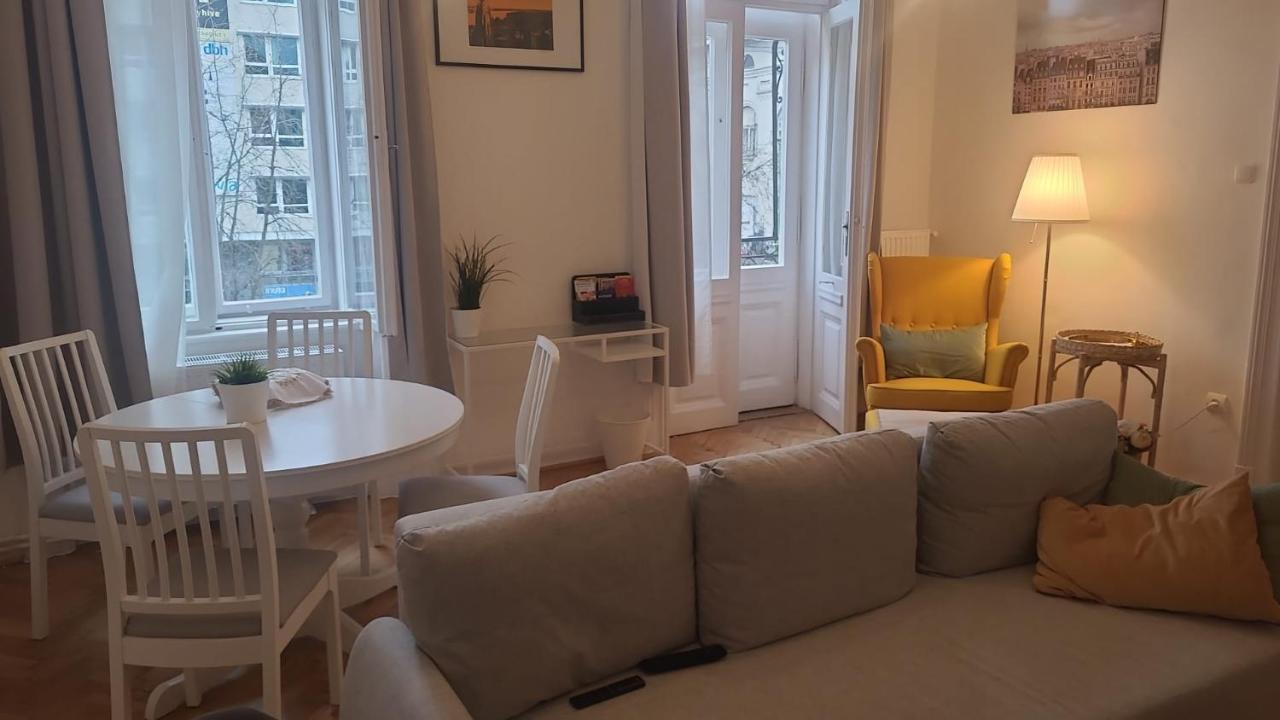 Terrace Vuvu - Apartment With Balcony In The Heart Of Budapest Esterno foto