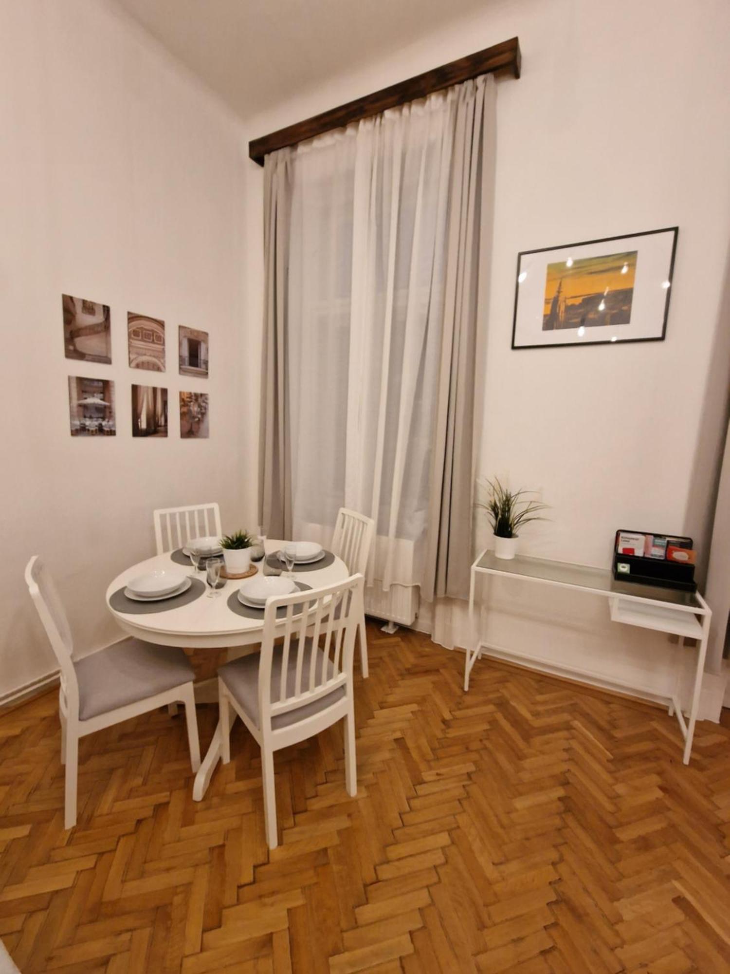Terrace Vuvu - Apartment With Balcony In The Heart Of Budapest Esterno foto